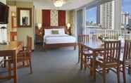 Bedroom 6 Pacific Monarch Hotel