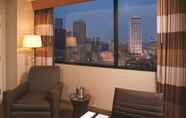 Kamar Tidur 6 DoubleTree by Hilton Tulsa Downtown