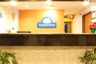 Lobby 4 Days Inn by Wyndham Black River Falls I-94 on ATV Trail