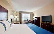 ห้องนอน 4 Holiday Inn and Suites Winnipeg Downtown, an IHG Hotel