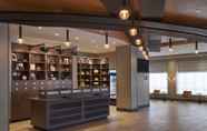 Lobi 4 Four Points by Sheraton Toronto Airport East