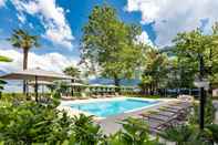 Swimming Pool H4 Hotel Arcadia Locarno