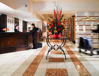 Lobby 2 Cardiff Marriott Hotel