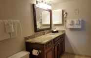 In-room Bathroom 6 Parc Corniche Condominium Suite Hotel