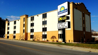 Exterior 4 Days Inn by Wyndham Hagerstown