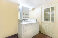 Accommodation Services Days Inn by Wyndham Hagerstown