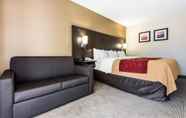 Bedroom 3 Comfort Inn Owen Sound