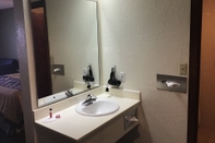 In-room Bathroom Super 8 by Wyndham Wendover