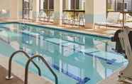 Swimming Pool 4 DoubleTree by Hilton Hotel Detroit - Novi