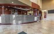 Lobby 5 Quality Inn & Suites Bay Front