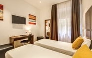 Kamar Tidur 5 Hotel Rome Garden