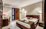 Kamar Tidur 4 Hotel Rome Garden