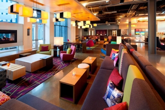 Sảnh chờ 4 Aloft San Francisco Airport