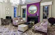 Lobi 7 Mills House Charleston, Curio Collection by Hilton