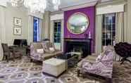 Lobi 7 Mills House Charleston, Curio Collection by Hilton