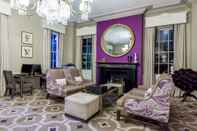 Lobi Mills House Charleston, Curio Collection by Hilton