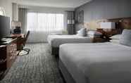 Bedroom 7 Bakersfield Marriott at the Convention Center