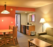 Common Space 7 Ramada by Wyndham Sioux Falls Airport-Waterpark & Event Ctr