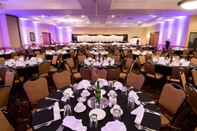 Functional Hall Ramada by Wyndham Sioux Falls Airport-Waterpark & Event Ctr