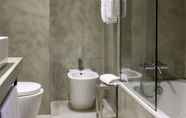 In-room Bathroom 7 Hotel Zenit Conde de Orgaz