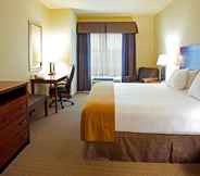 ห้องนอน 7 Holiday Inn Express & Suites Valdosta West - Mall Area, an IHG Hotel