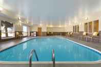 Swimming Pool Fairfield Inn & Suites Bismarck North