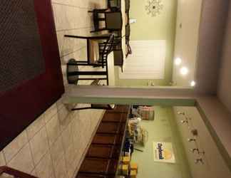 Lobby 2 Days Inn by Wyndham Granbury