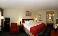 Kamar Tidur 5 Clarion Inn & Suites Dothan South