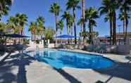 Swimming Pool 2 Best Western Pahrump Oasis