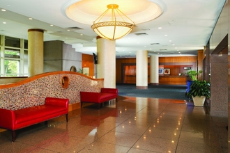 Lobby 4 DoubleTree by Hilton Tulsa - Warren Place