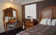 ห้องนอน 7 Napa Valley Hotel & Suites