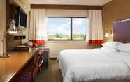 Kamar Tidur 2 The Crossroads Hotel - Newburgh, Ascend Hotel Collection