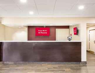 Lobby 2 Red Roof Inn Wilmington, NC