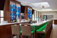 Bar, Cafe and Lounge Four Points by Sheraton Toronto Airport