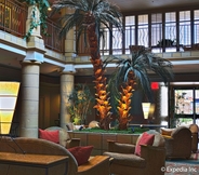 Lobby 3 Atrium Hotel at Orange County Airport