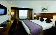 Kamar Tidur 5 The Aberdeen Altens Hotel