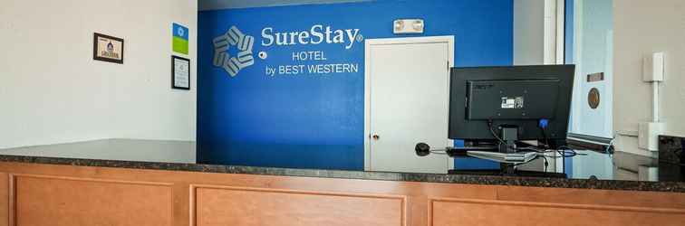 Lobi SureStay Hotel by Best Western Findlay