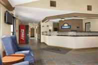 Lobi Days Inn by Wyndham Middletown