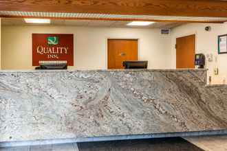 Lobby 4 Quality Inn