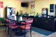 Restoran Econo Lodge Purcell