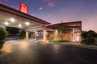 Exterior Red Roof Inn Shelbyville