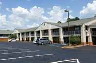 Common Space Red Roof Inn Perry