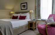 Bedroom 5 Banbury Wroxton House Hotel