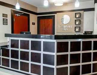 Lobi 2 Comfort Inn Marion