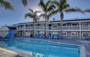 Swimming Pool 3 Beach Haven - Near Pacific Beach Park