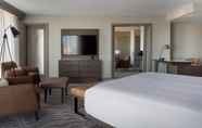 Bedroom 5 Marriott Orlando Airport Lakeside
