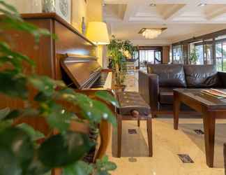 Lobi 2 Best Western Plus Hotel Konak