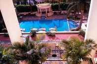 Swimming Pool ITC Windsor, A Luxury Collection Hotel, Bengaluru