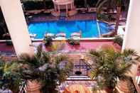 Swimming Pool ITC Windsor, A Luxury Collection Hotel, Bengaluru