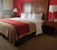 Bedroom 3 Ramada by Wyndham Downtown Spokane